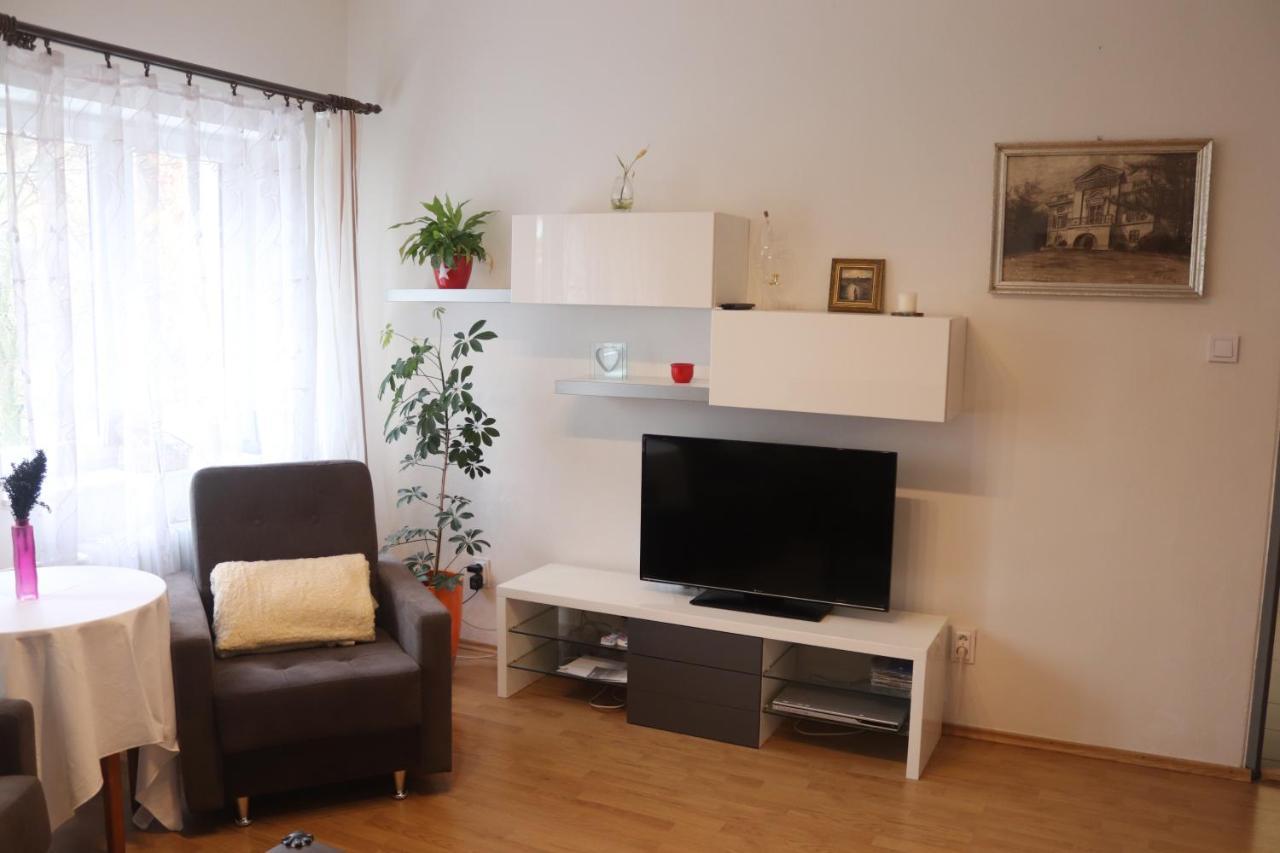 Apartman 825 亚希莫夫 外观 照片
