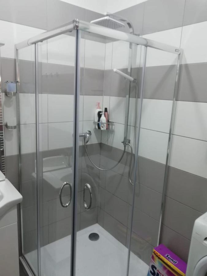 Apartman 825 亚希莫夫 外观 照片