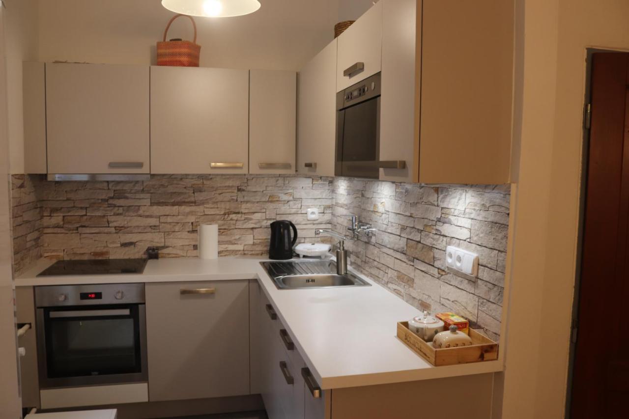 Apartman 825 亚希莫夫 外观 照片